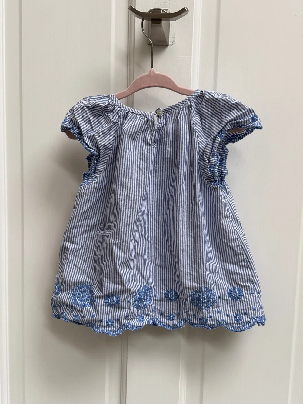 OshKosh B'gosh Girls 4T Blue & White Striped Embroidered Floral Short Sleeve Top